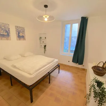 Grand T3 A 20 Metres Du Port Apartment *
